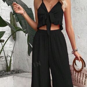 Black two piece vacation set
